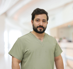 د. محمد عدنان - طبيب اسنان عام